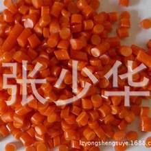 太猛了!云南男子野外生吃“花蜘蛛”:自称味道像蟹黄