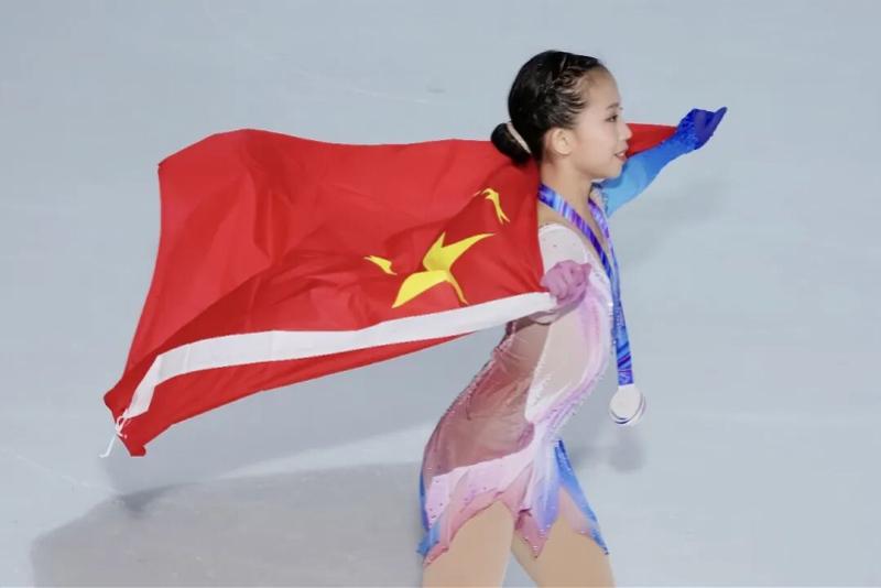 全国首座万吨级气膜粮仓落地长春！会呼吸、能控温 填补国内技术空白